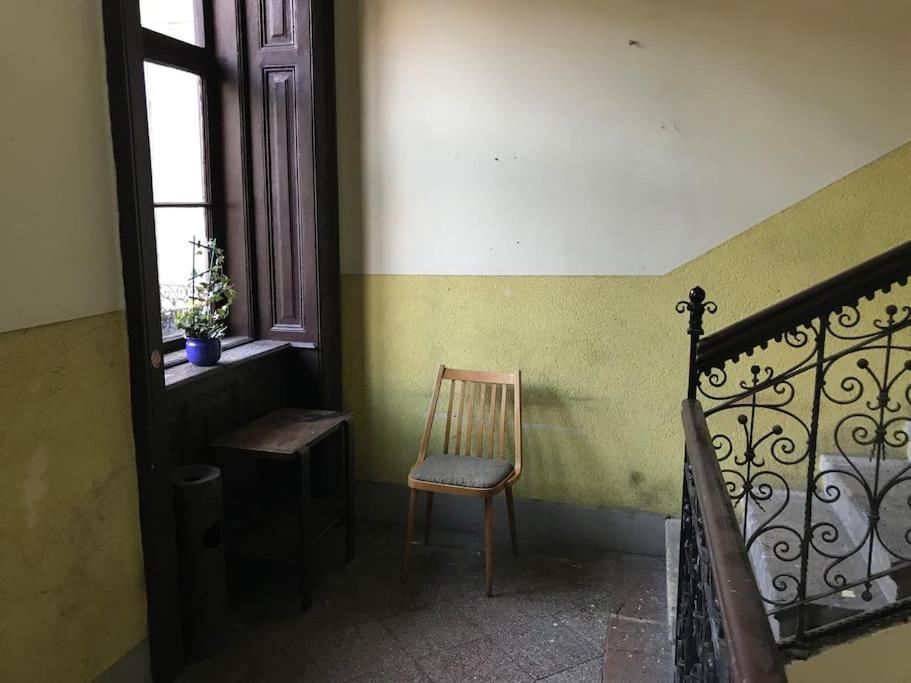 Perfect Location,Newly Decorated Modern, Large Place 60 M2, Really Quiet So You Can Have A Good Night Sleep, Ac, Netflix, Smart Tv, High-Speed Internet, World Famous New York Cafe Only 10 Minutes Walk Budapest Ngoại thất bức ảnh