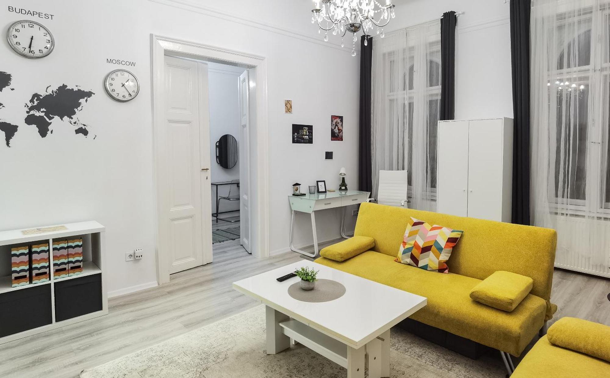 Perfect Location,Newly Decorated Modern, Large Place 60 M2, Really Quiet So You Can Have A Good Night Sleep, Ac, Netflix, Smart Tv, High-Speed Internet, World Famous New York Cafe Only 10 Minutes Walk Budapest Ngoại thất bức ảnh