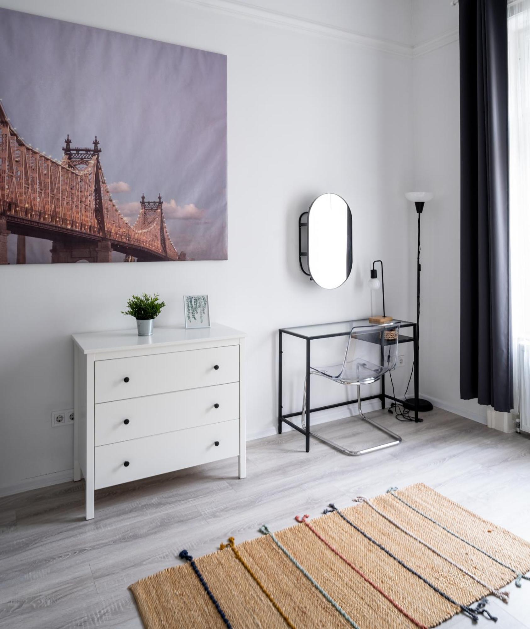 Perfect Location,Newly Decorated Modern, Large Place 60 M2, Really Quiet So You Can Have A Good Night Sleep, Ac, Netflix, Smart Tv, High-Speed Internet, World Famous New York Cafe Only 10 Minutes Walk Budapest Ngoại thất bức ảnh